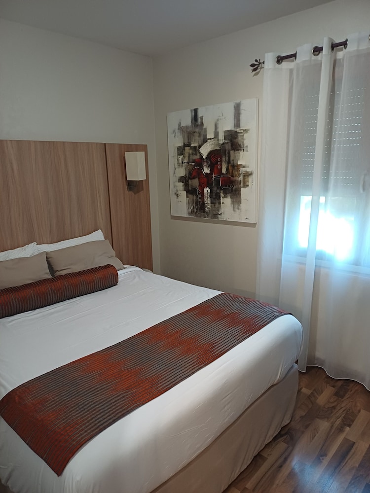 HOSTELLERIE DU CAUSSE 6/31