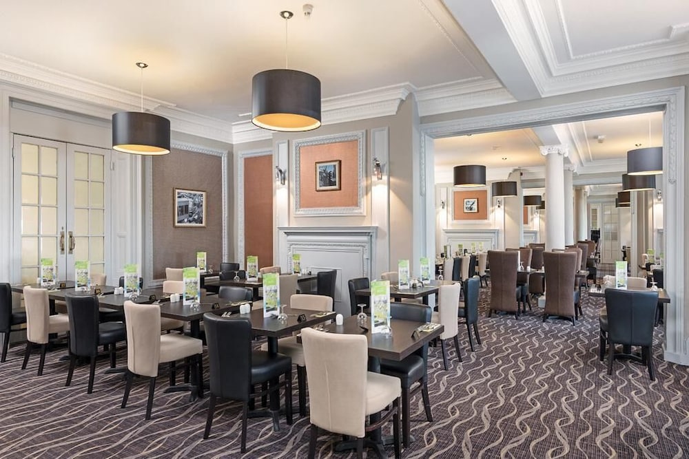 Royal Hotel Whitby 49/61
