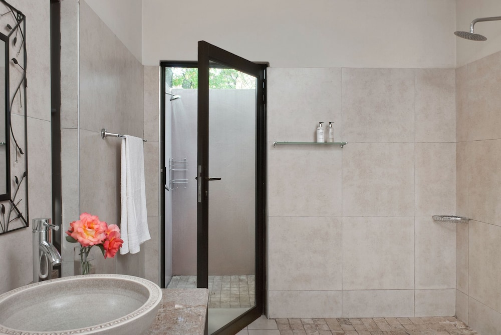 Ama Casa Self Catering Cottages 34/36
