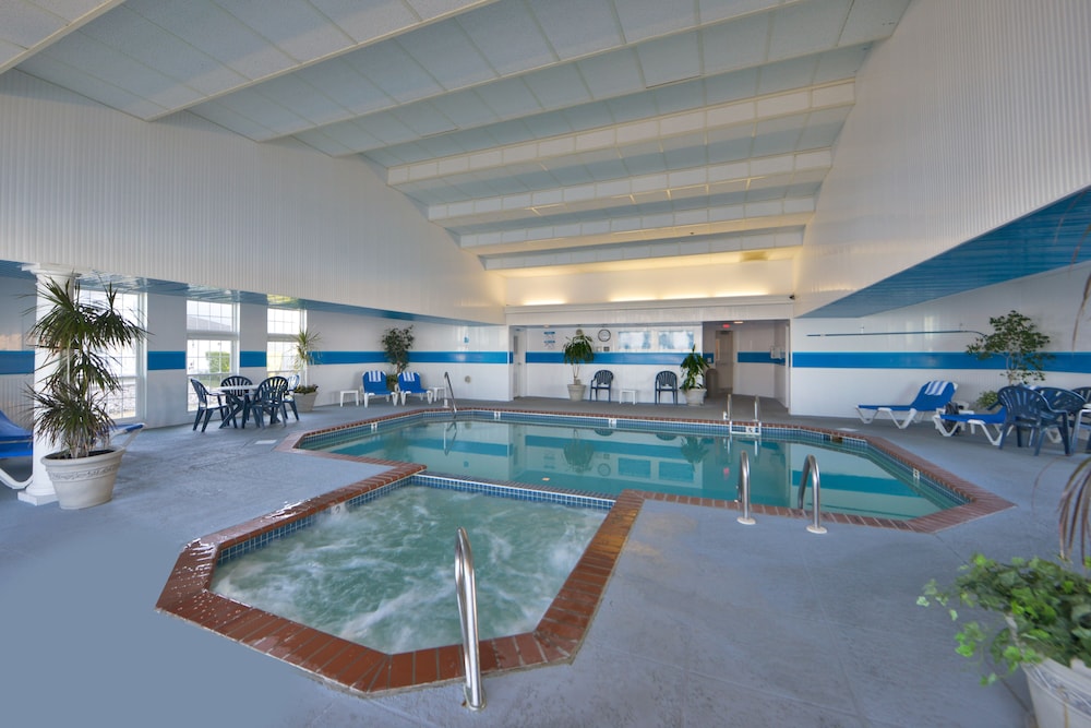 swimming pool spa