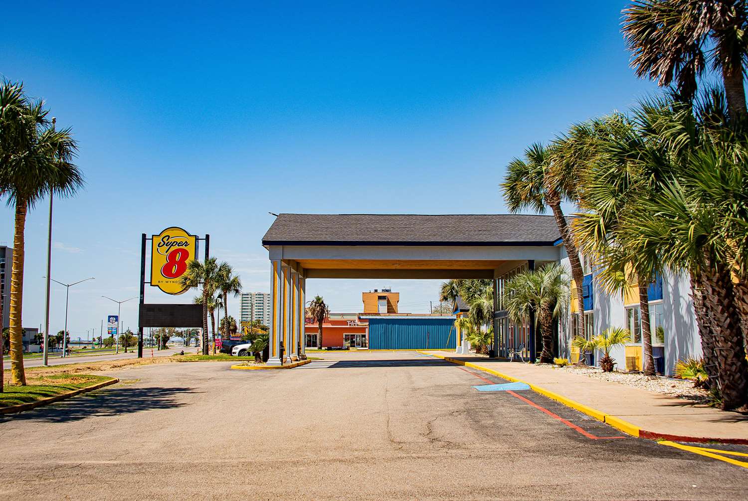 Super 8 by Wyndham Biloxi 28/43