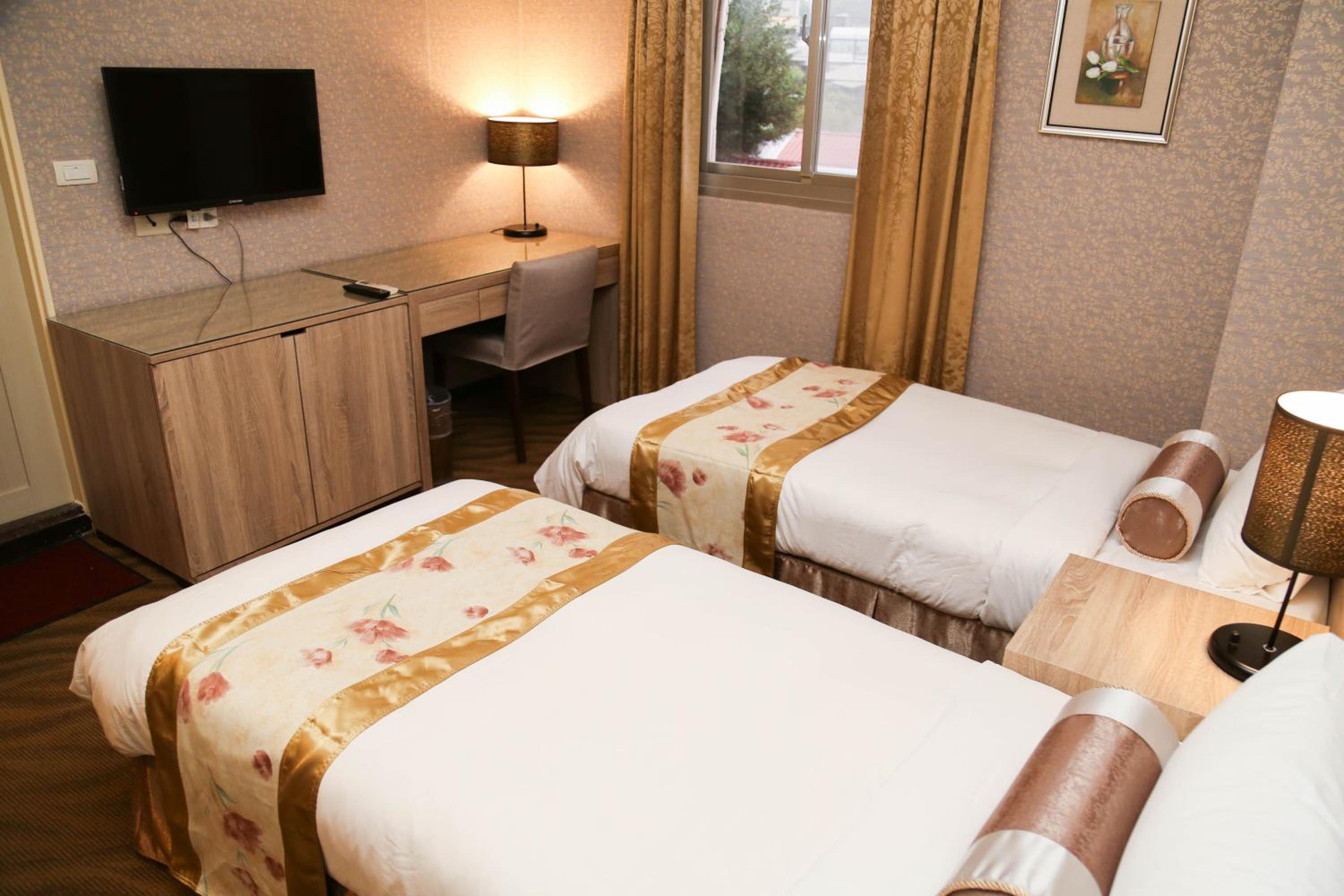 غرفة بسرير مزدوج، Unique Holiday Hotel 3/4