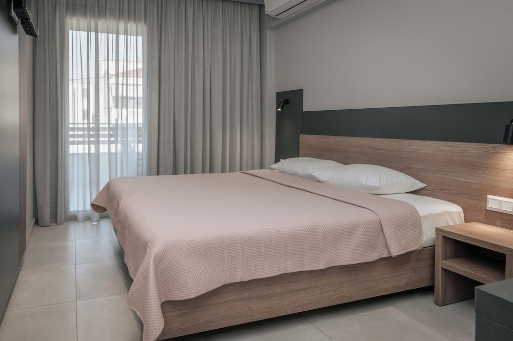 Elizabeth Queen Luxury Rooms 16/50