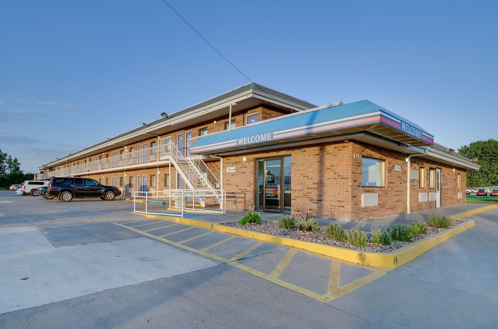 Motel6 Salina, KS 51/60