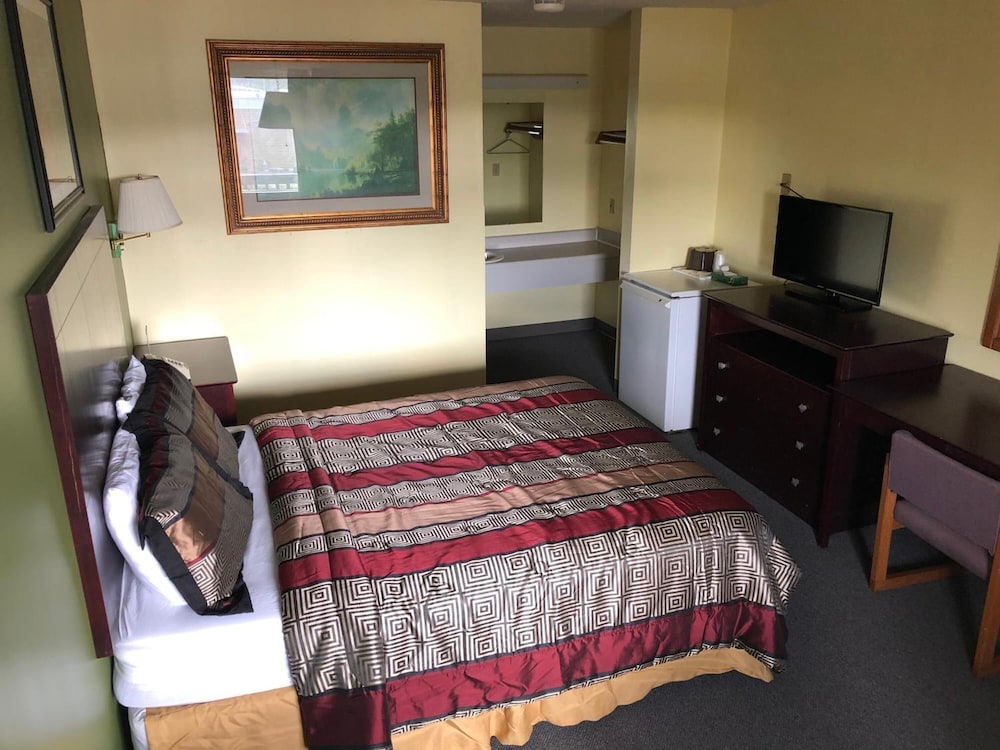 Salt Creek Inn 9/36