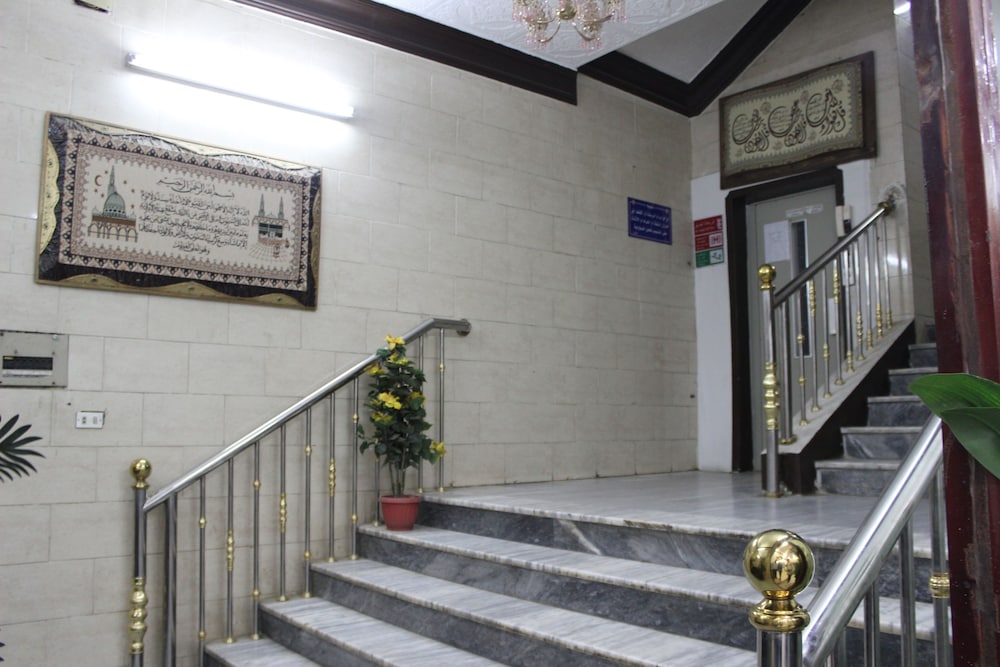 Al Eairy Furnished Apartments - Al Bahah 3 16/52