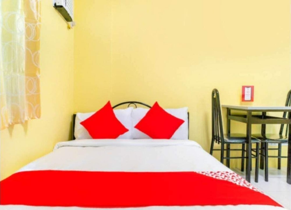 Yellow Pad Hotel 6/16
