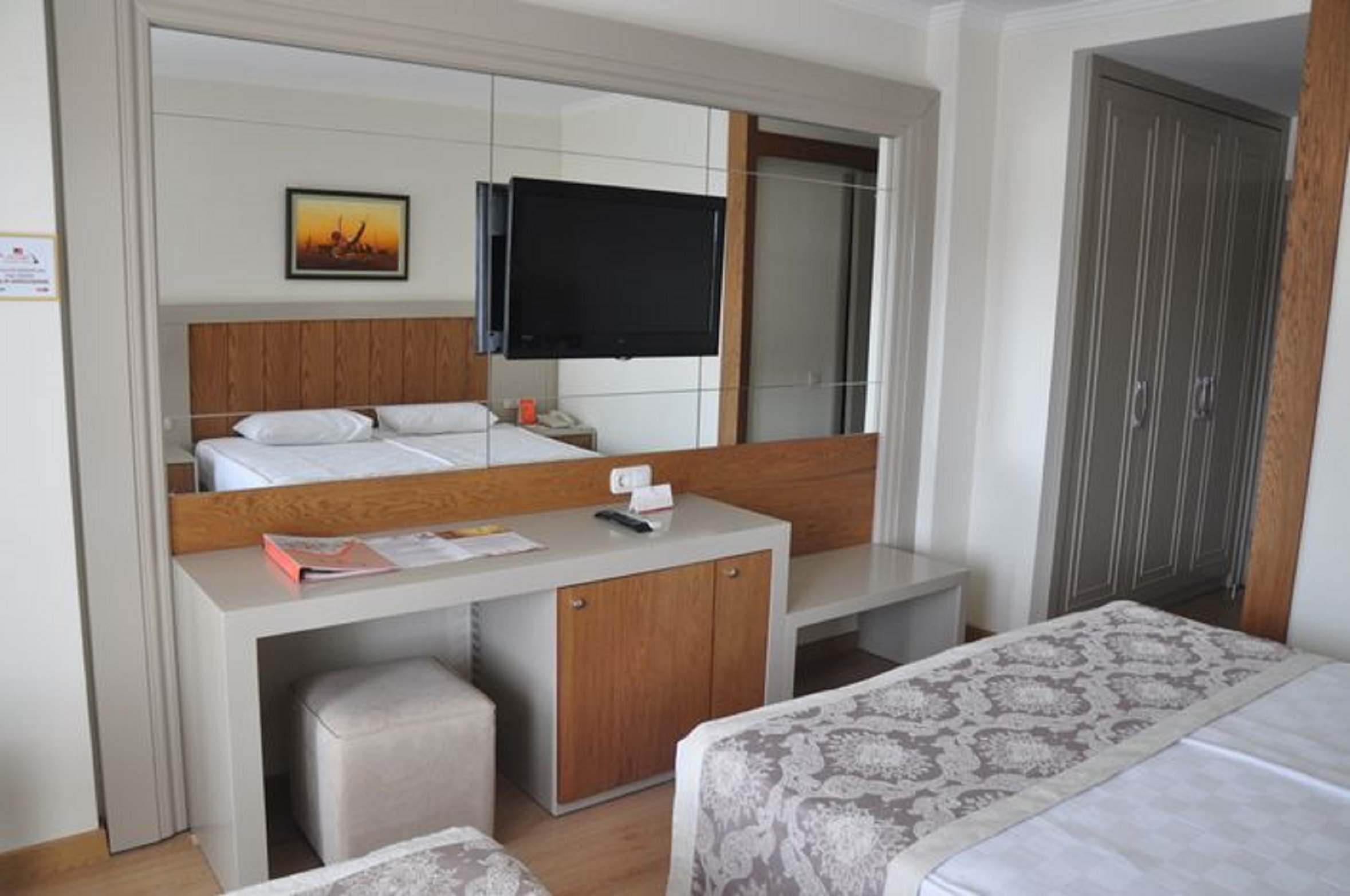 VICTORY RESORT HOTEL 14/23