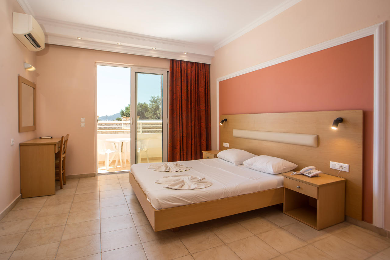 Diagoras Hotel 24/59