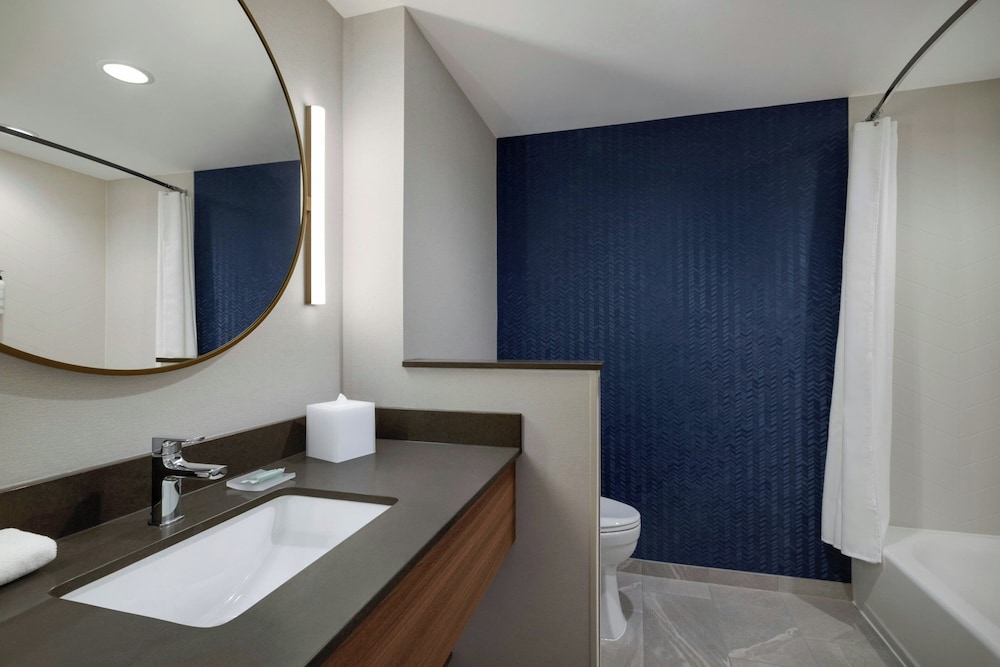 Fairfield By Marriott Inn & Suites Lancaster 38/39