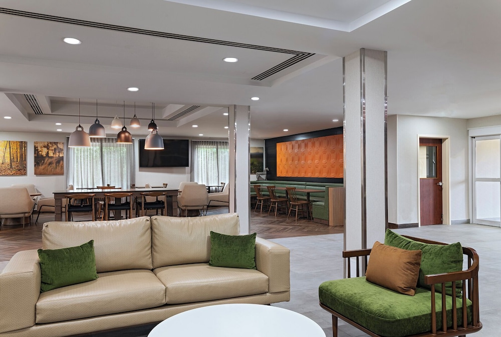 Fairfield Inn Medford Long Island 32/50