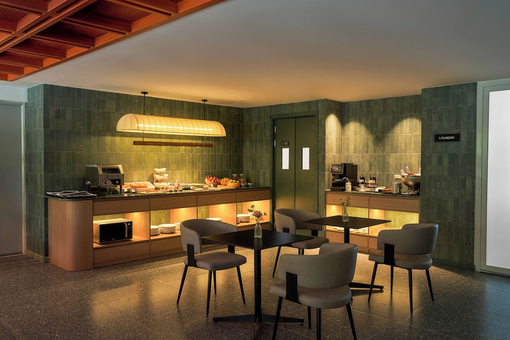 M Village Hotel Nguyen Du, a brand of Modern Village Lifestyle 45/50