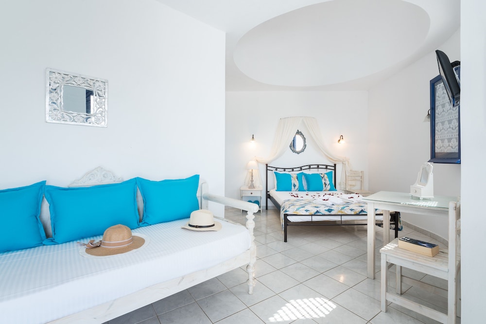 Agnadi Villa 35/67