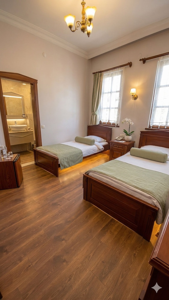 Kaleici Hotel 15/63