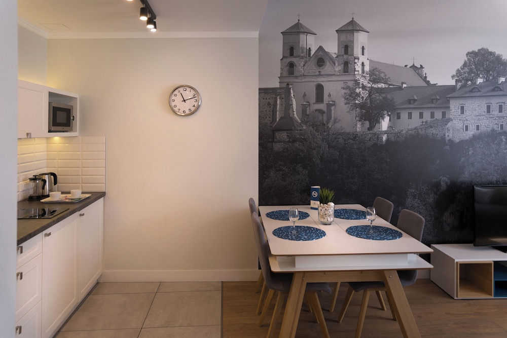 Cracow Riverside Aparthotel 37/50