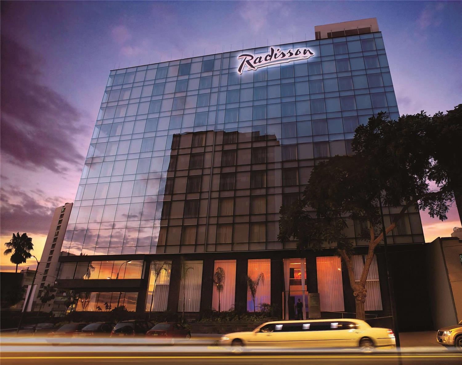 Radisson Hotel Decapolis Miraflores 2/25