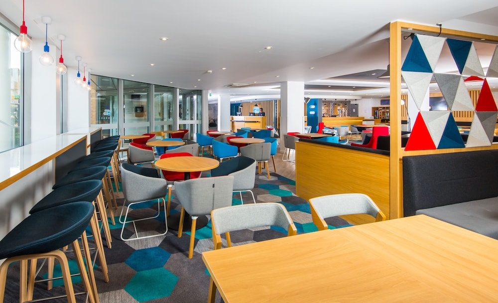 Holiday Inn Express London Hammersmith 9/43