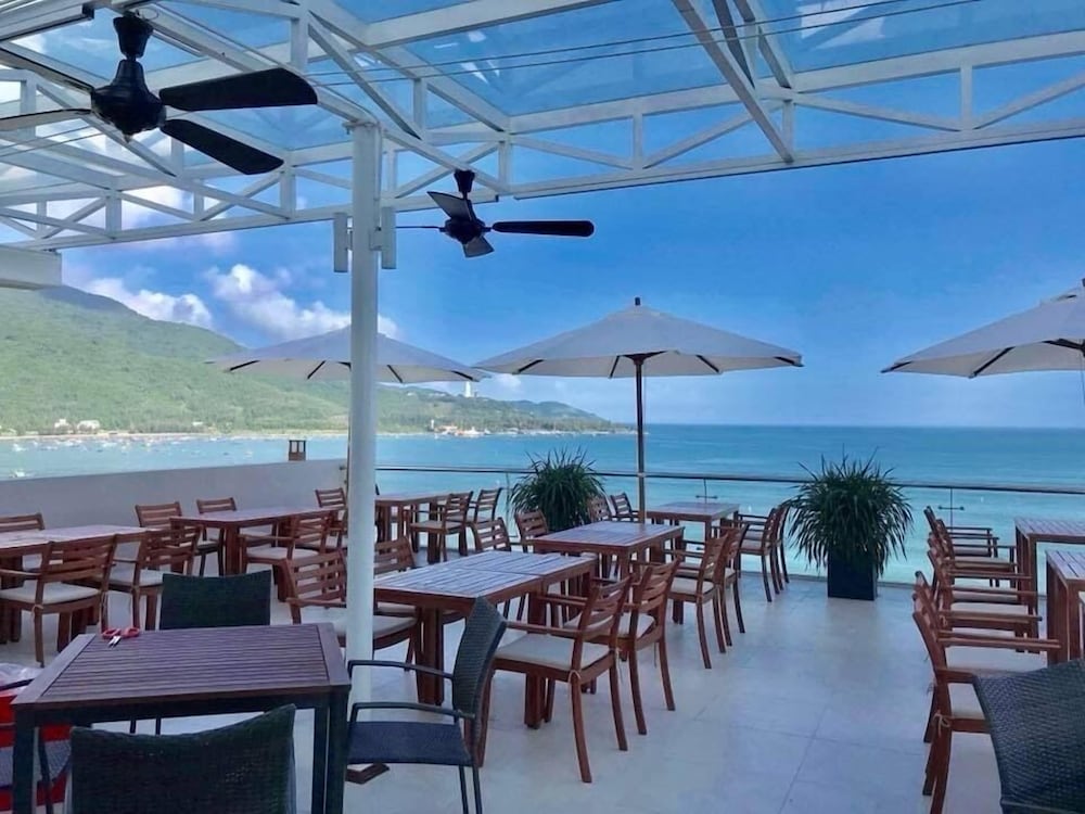 Dan Oasis Beach Hotel and Apartment 28/37