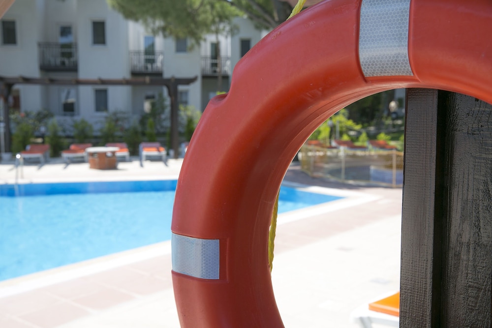Bodrum Sea Side Beach Club Hotel - All Inclusive 42/72