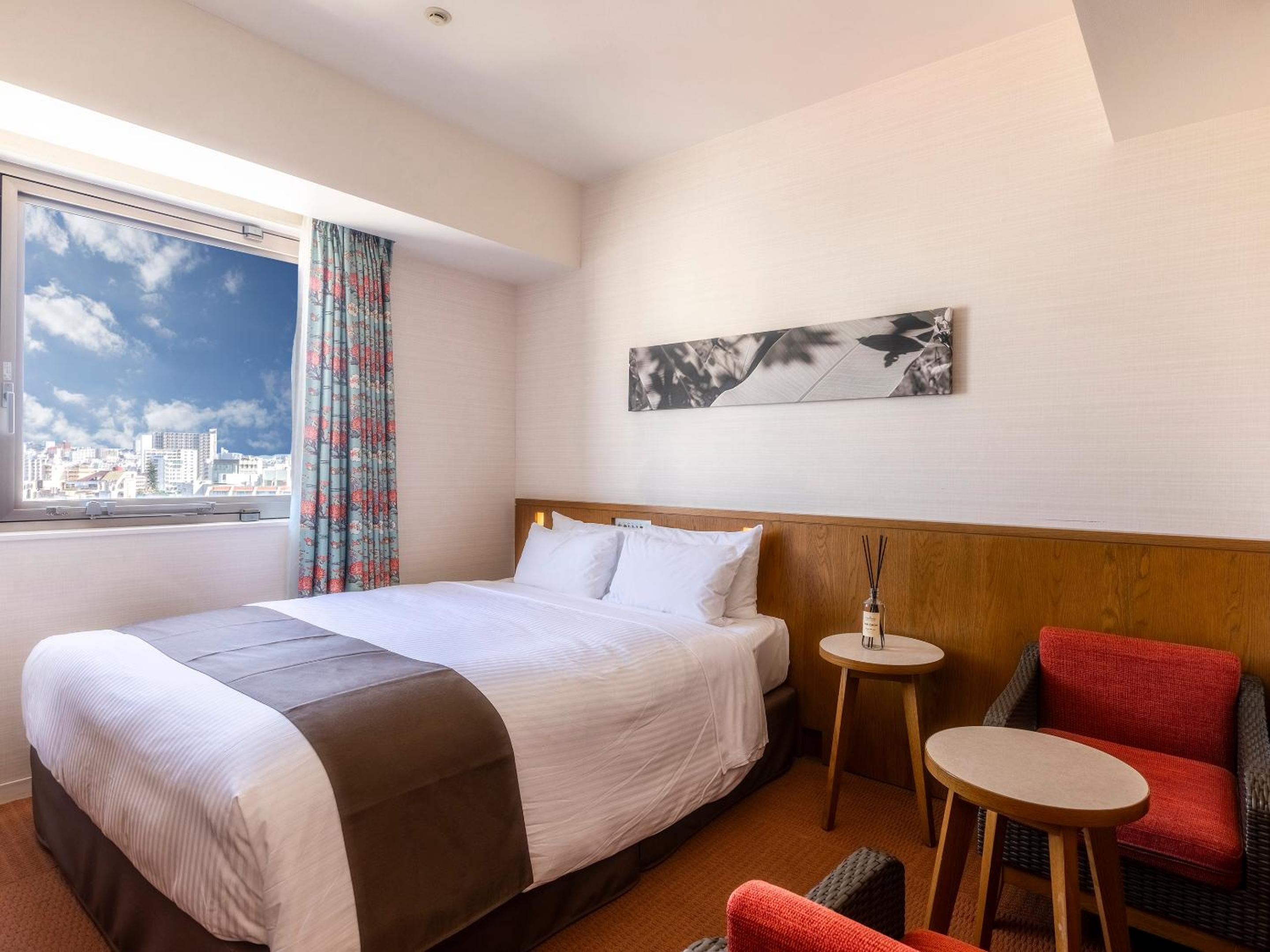 Semi Room, Semi Double Bed, Comfort Floor