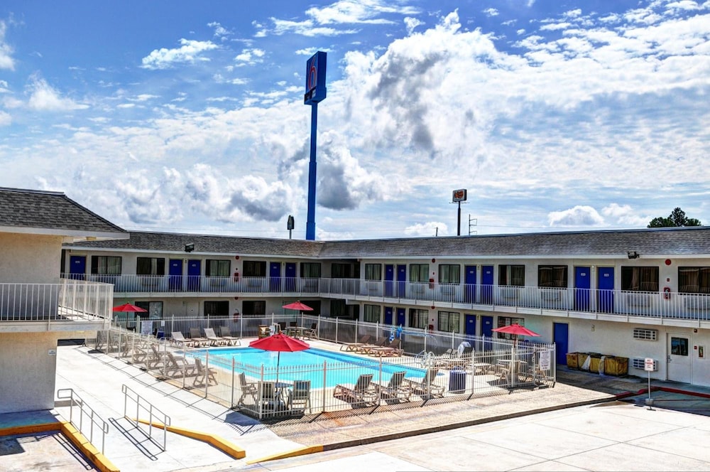 Motel6 Slidell, LA - New Orleans 13/56