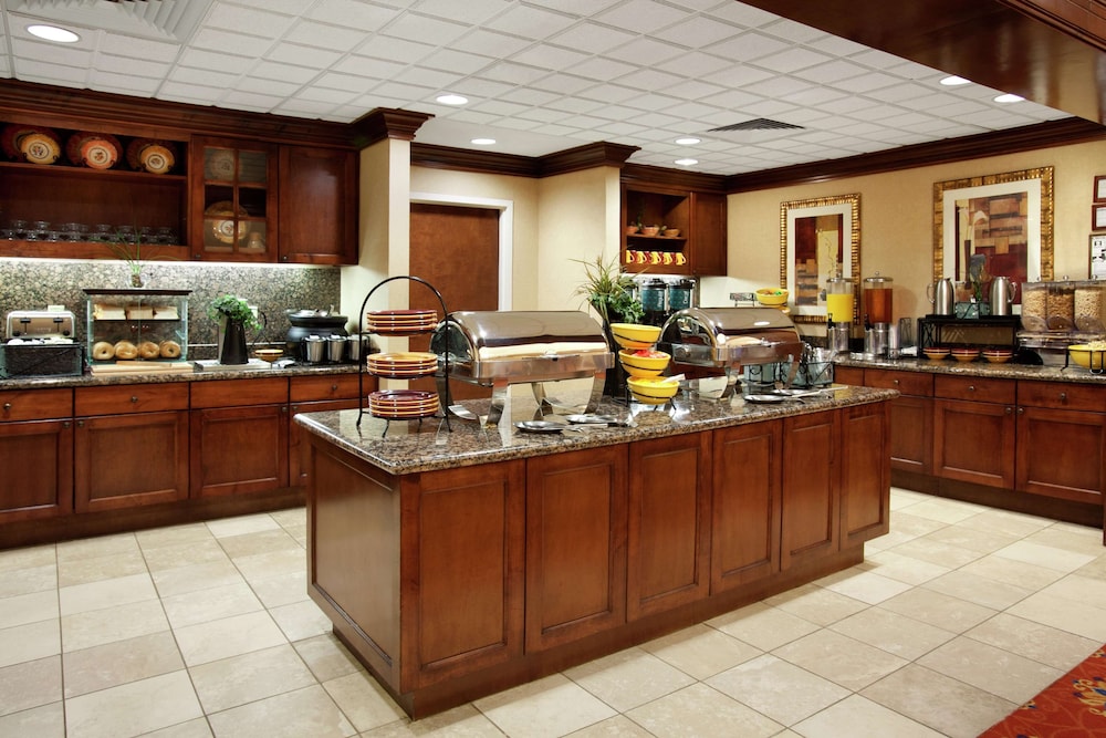 Homewood Suites by Hilton Laredo at Mall del Norte 54/75