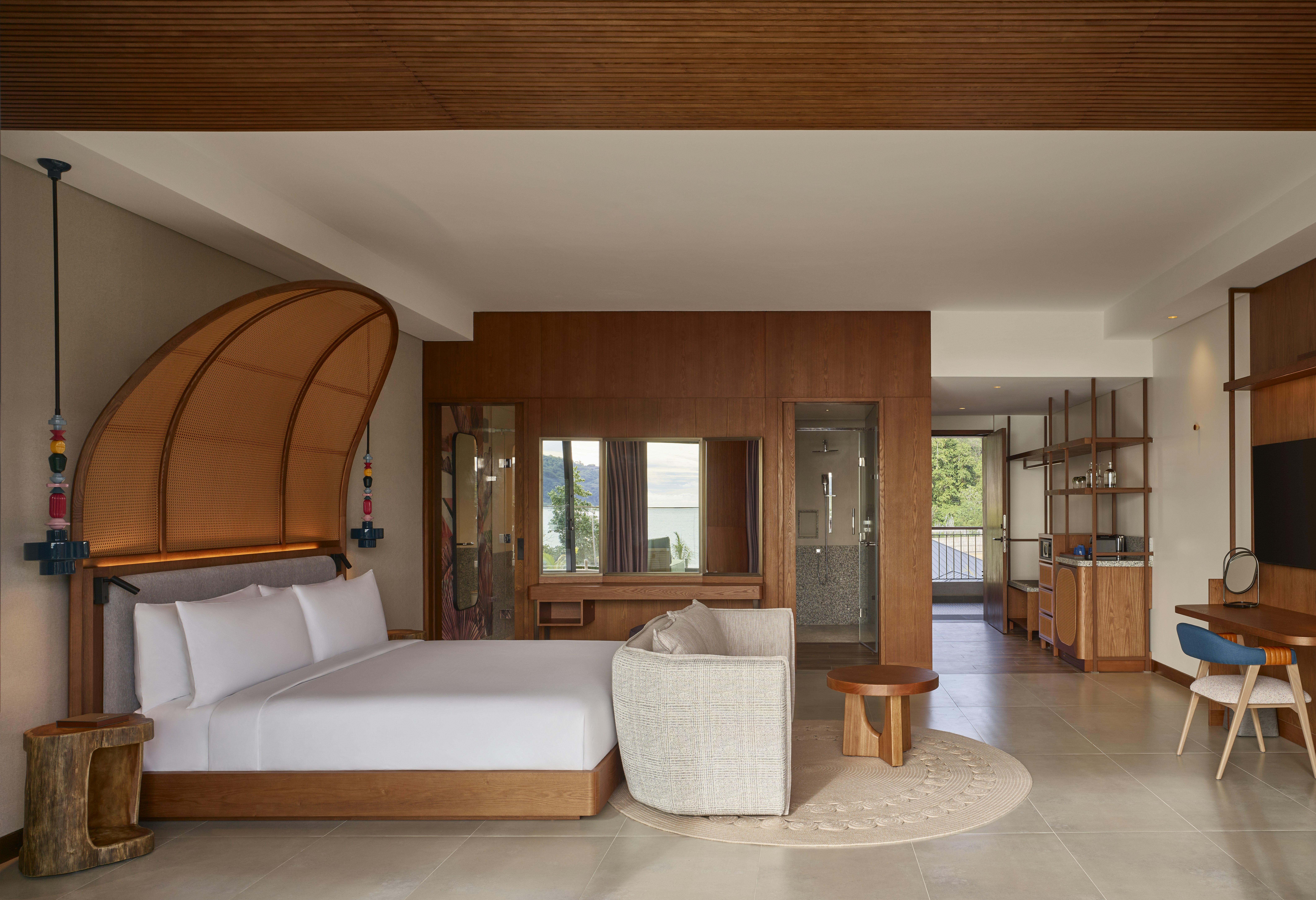 JUNIOR SUITE, KING BED