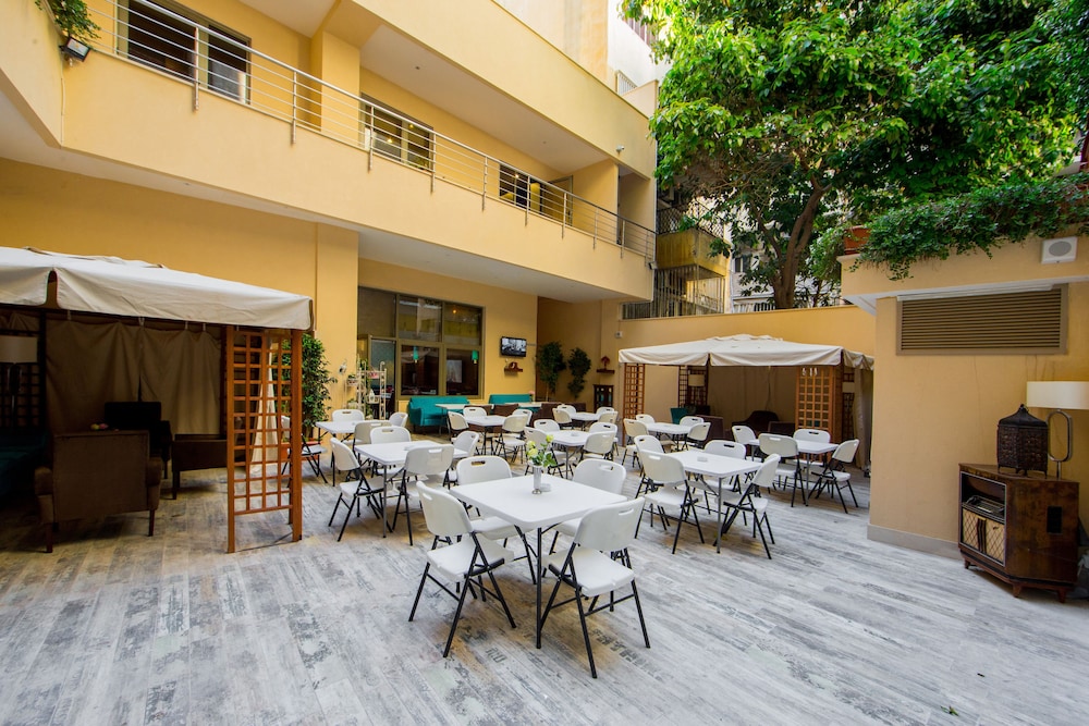 Gems Hotel 59/74