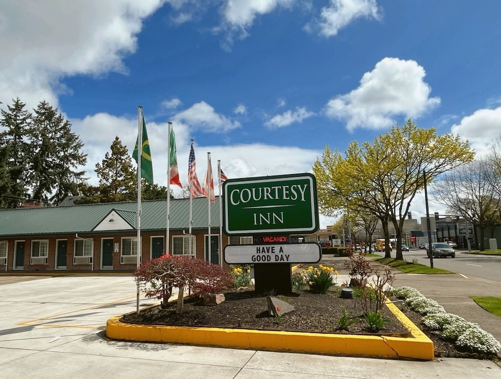 Courtesy Inn Eugene 51/63