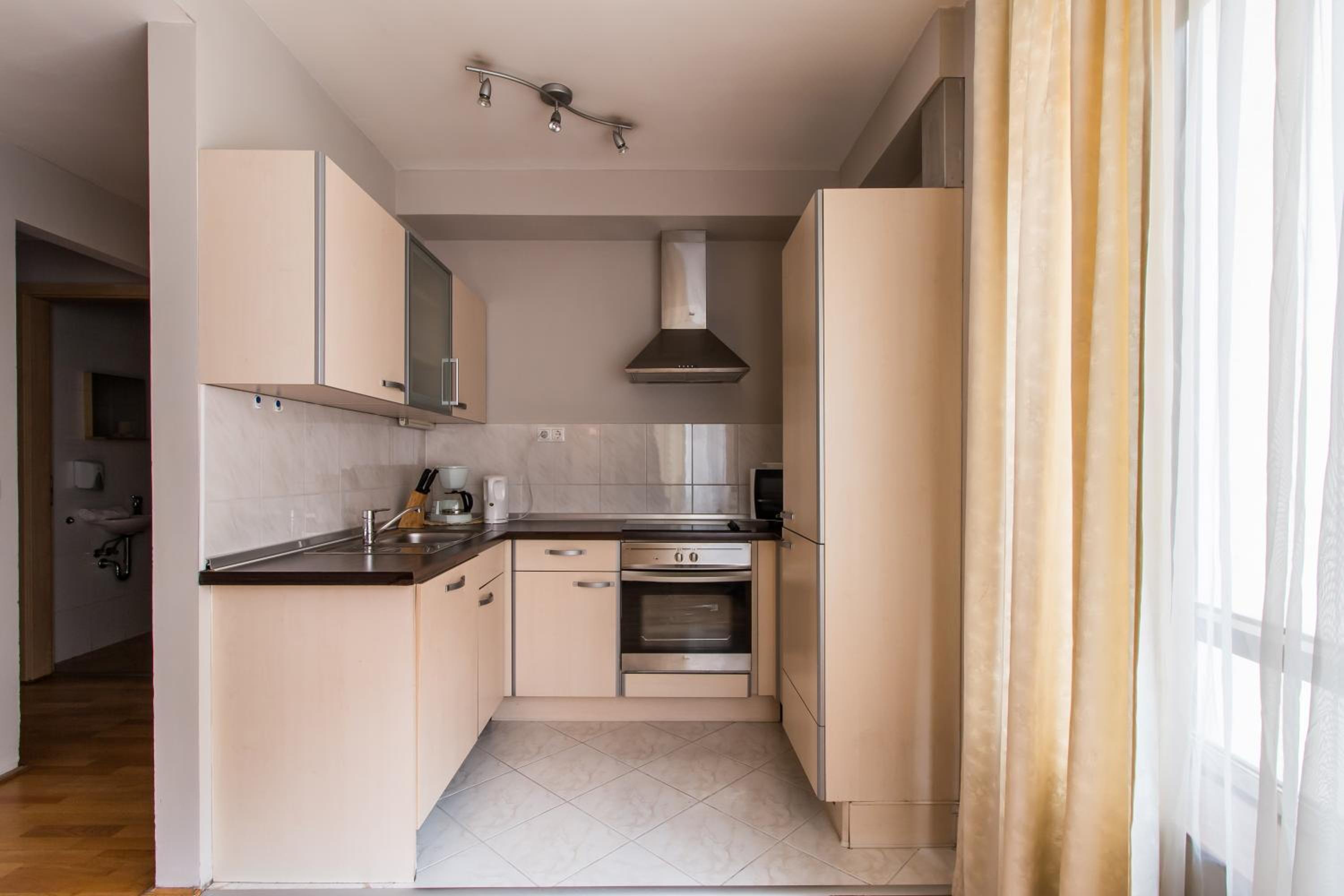 King Apartments 23/50