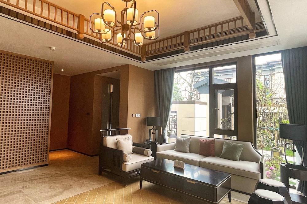 Holiday Inn Resort Maoshan Hot-Spring 50/69