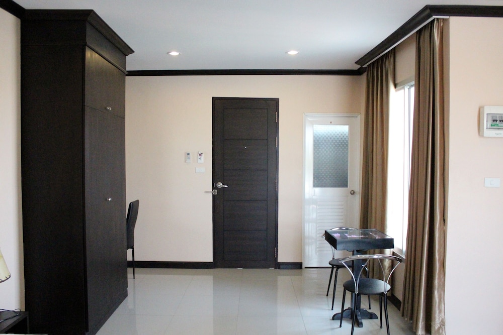 Triton Place 19/52
