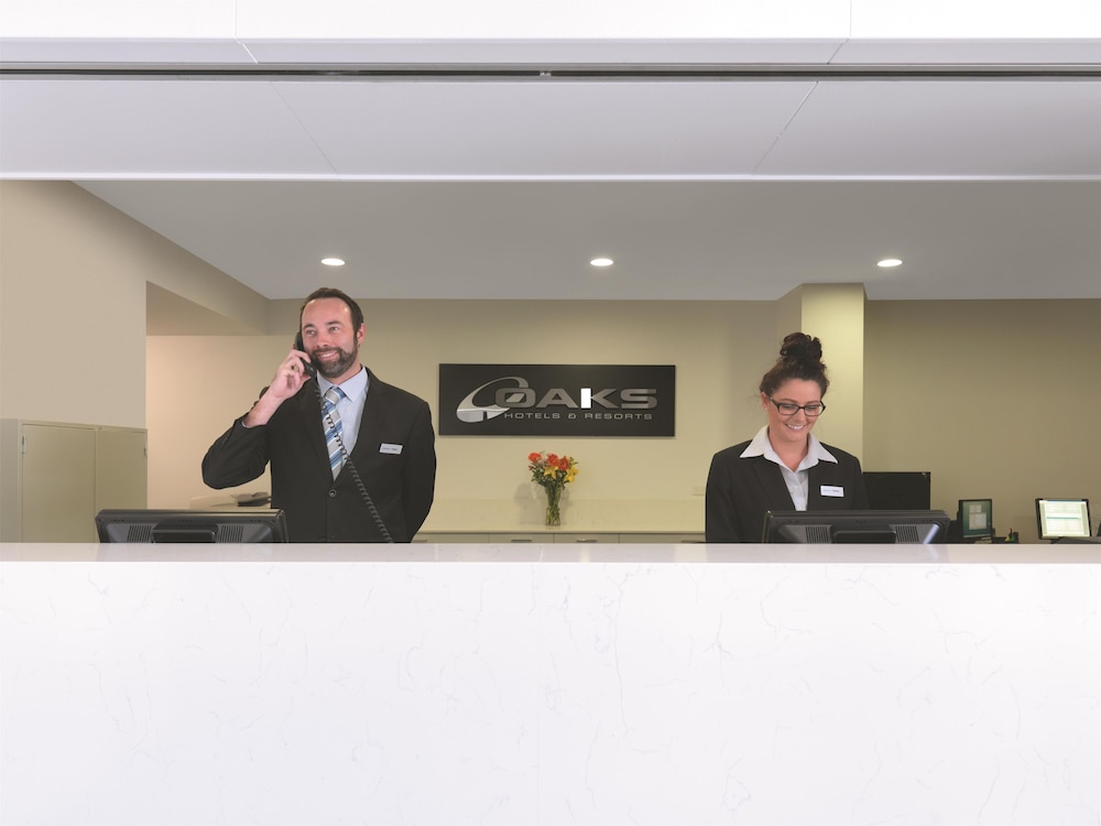 Oaks Mackay Carlyle Suites 9/55