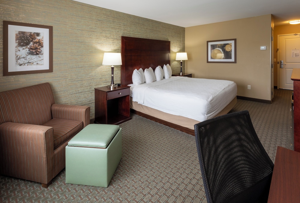 Grandstay Hotel And Suites Morris 16/52