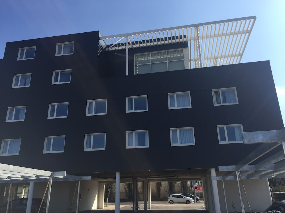 Hotel les 3 Vallees 2/37