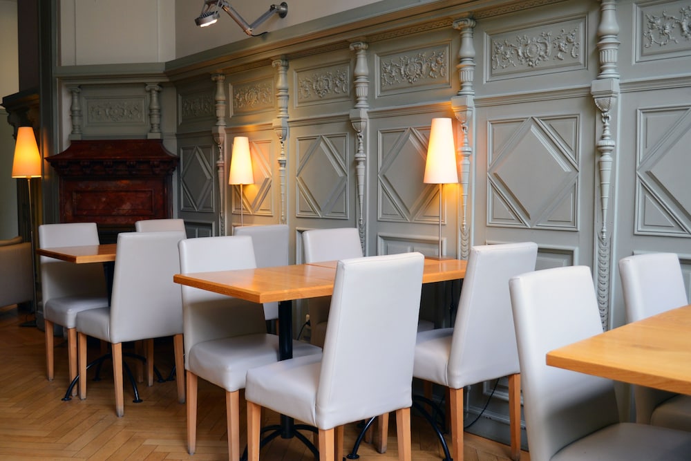 restaurant-cafeteria