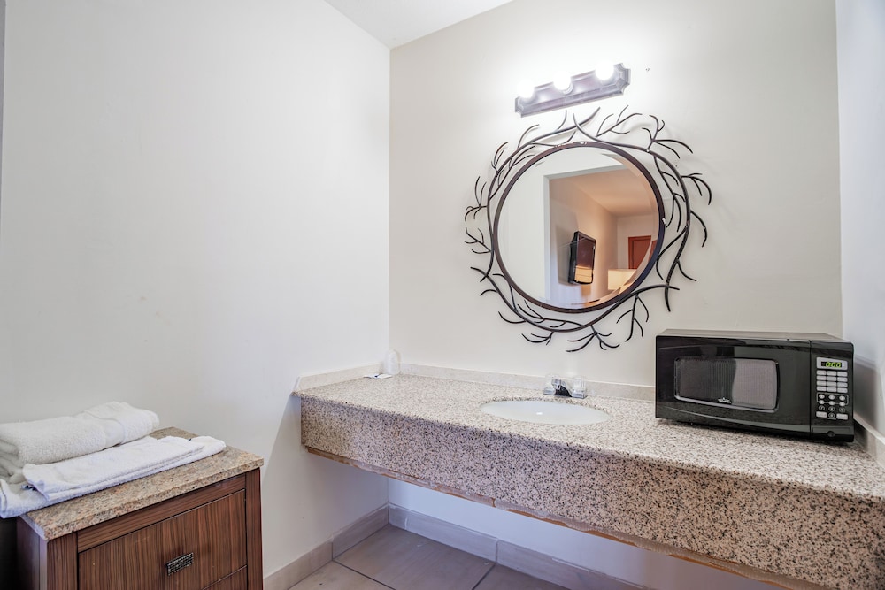 Southern Inn By OYO Walterboro I-95 27/29