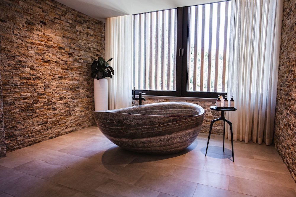 The Lodge at Blue Sky Auberge Resorts Collection 33/67