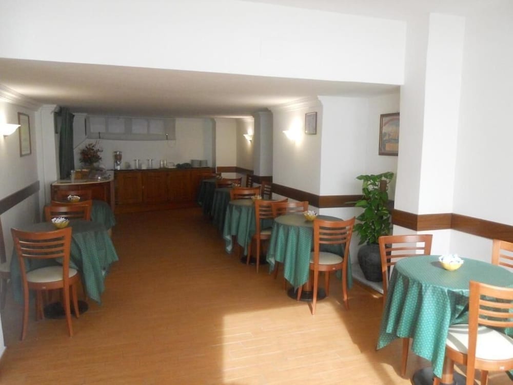 Hotel Traghetto 20/25