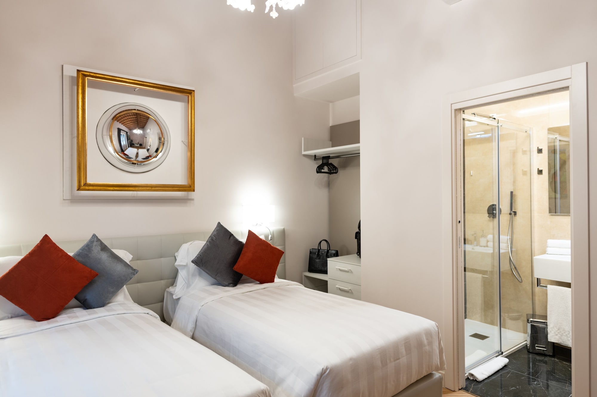 2 Bedrooms, Apartment, 2 Bathrooms