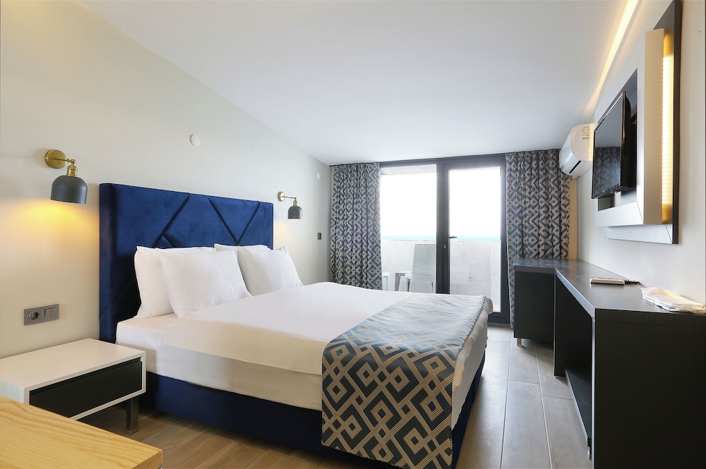 Urla Pera Hotel 6/23
