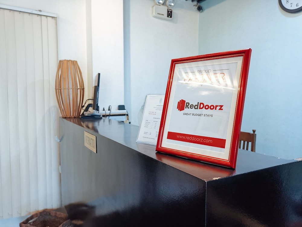 RedDoorz near Trade School Gensan 3/19