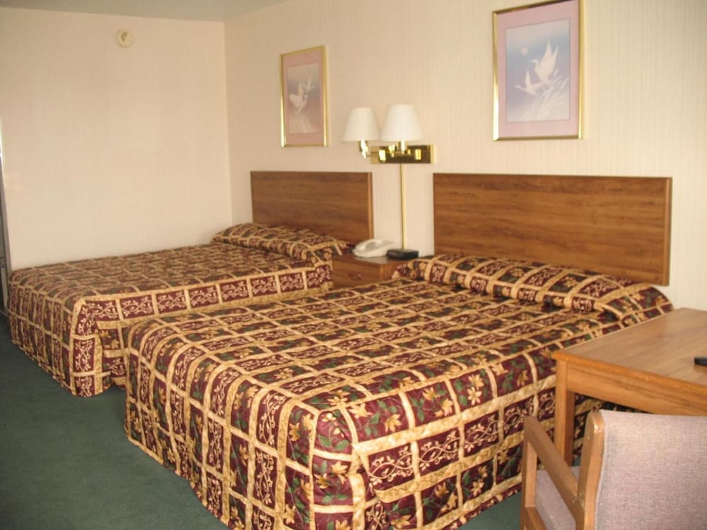 Great Lakes Inn 30/62