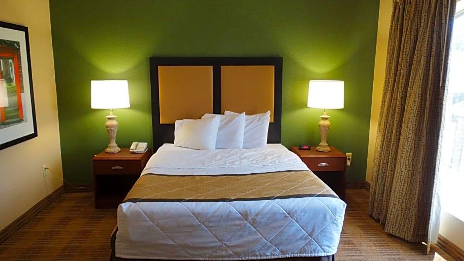 Extended Stay America - Dallas - Frankford Road 9/33