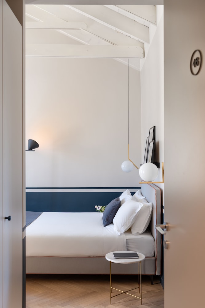 Velvet Grey Boutique Hotel 17/29