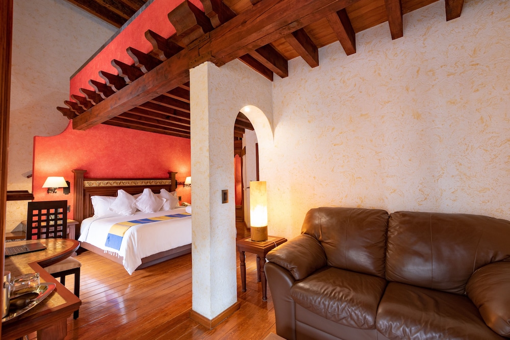 Casona de la China Poblana 60/75