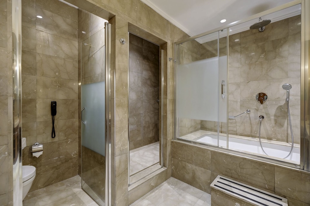 Days Hotel by Wyndham Istanbul Maltepe 19/69