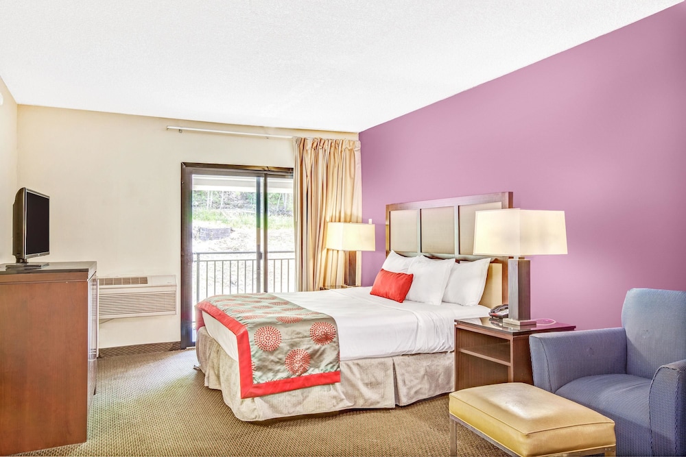 Ramada By Wyndham Rockaway 13/27