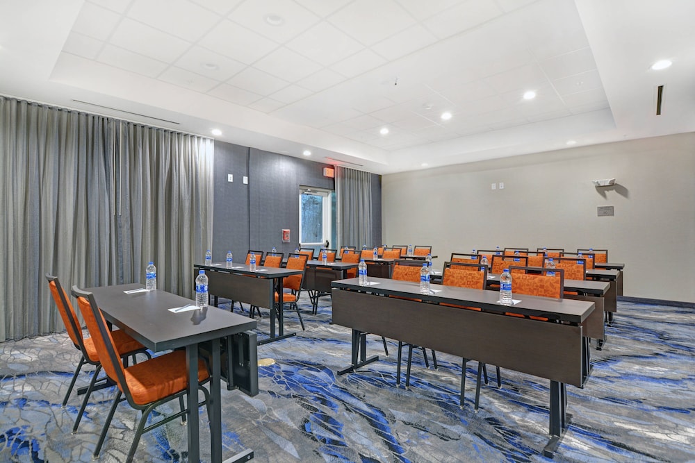 Fairfield Inn & Suites By Marriott Houston Nasa/Webster 41/43
