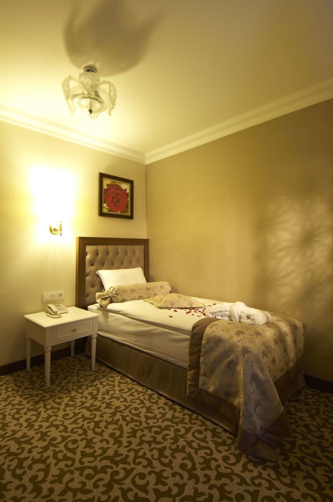 Safran Thermal Resort 10/50